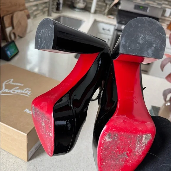 Christian Louboutin platform Mary Janes size 40 - Picture 6 of 6